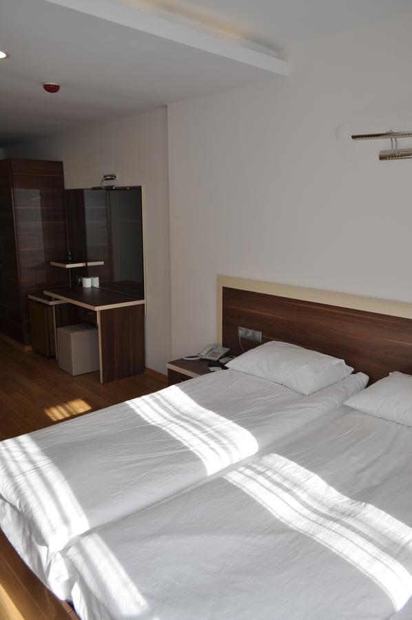 Merkez Otel Izmir Exterior photo